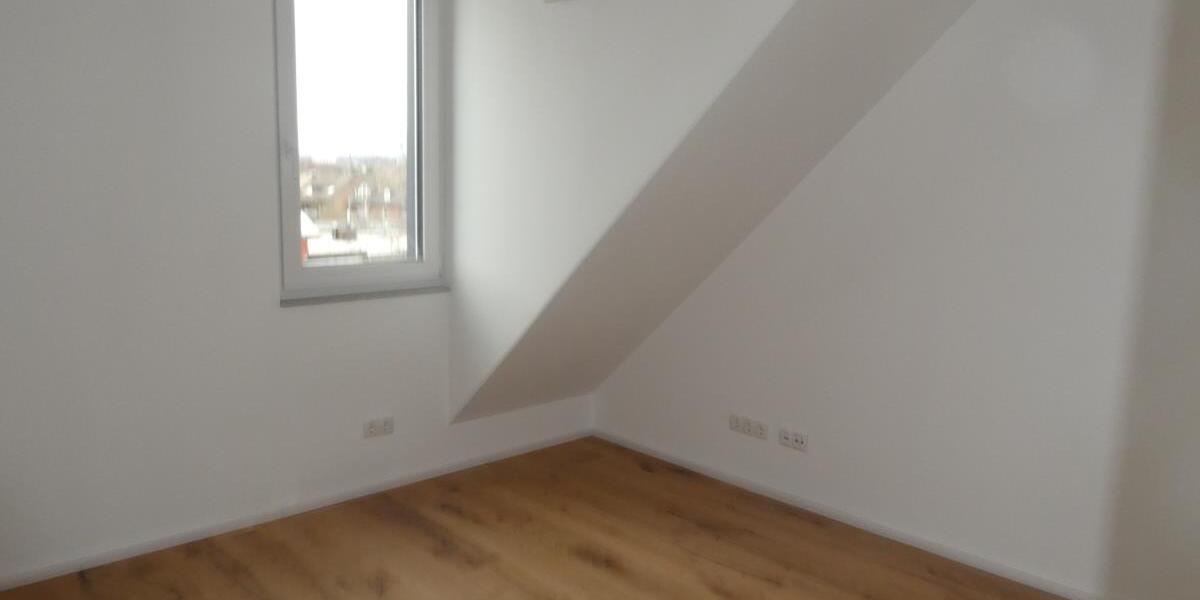 Neue helle Dachgeschoßwohnung mit moderner Heiztechnik im Energiesparhaus Bonn-Endenich - Dachgeschoßwohnung Bonn Dransdorf | Angebot:26817977
