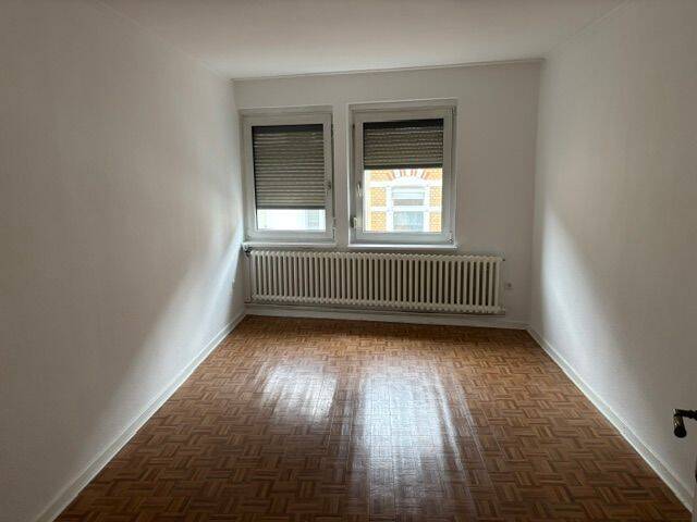 Etagenwohnung Bonn Kessenich - 3 Zimmer, 90 m&sup2;, 875&euro; | Angebot:26904405