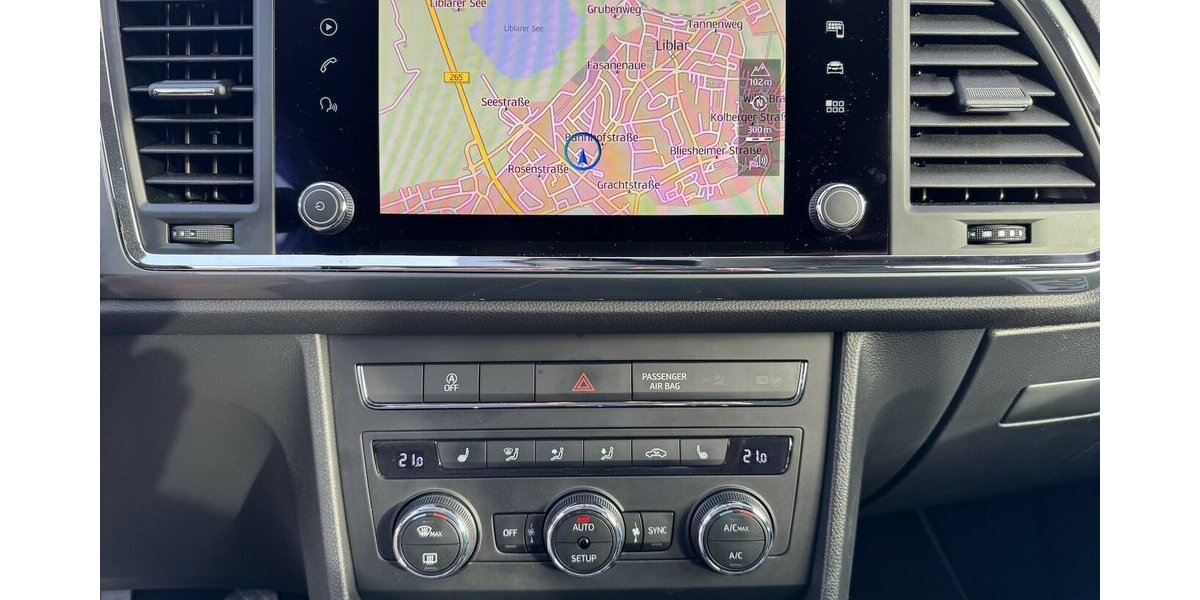 Seat Ateca Leder Navi Klima Temp. SR+WR UNFALLFREI 1a 60.000 km 16.500 &euro; Erftstadt 50374