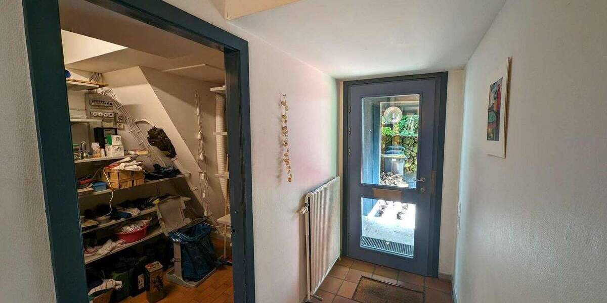 Einfamilienhaus Flensburg Südstadt - 5 Zimmer, 198 m&sup2;, 450.000&euro; | Angebot:24842807