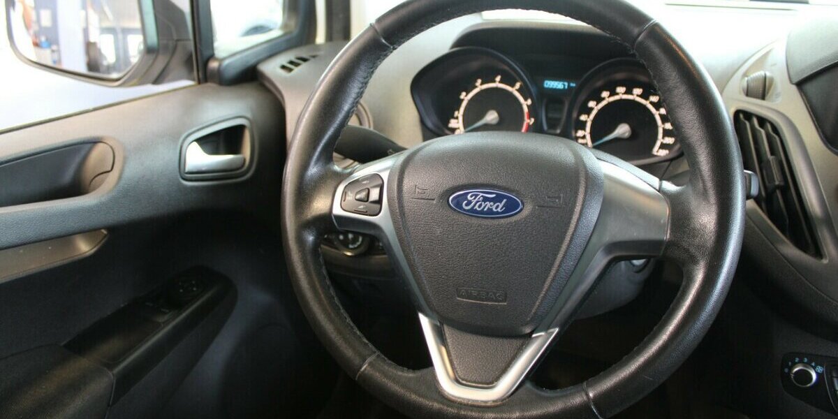 Ford Transit Courier 99.567 km 7.980 &euro; Euskirchen 53881
