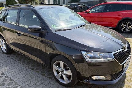 Skoda Fabia 92.000 km 13.500 &euro; Köln 50677