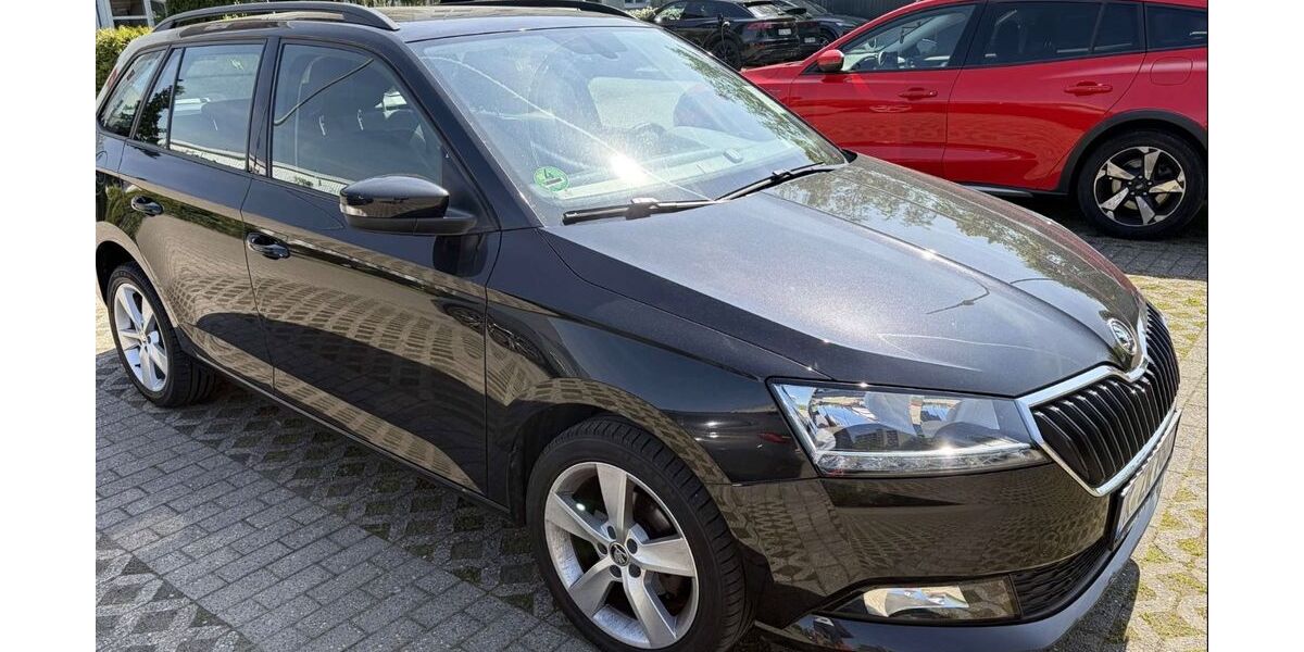 Skoda Fabia 92.000 km 13.500 &euro; Köln 50677