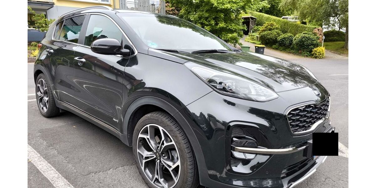 Kia Sportage 140.000 km 17.900 &euro; Neunkirch-Seelscheid 53819
