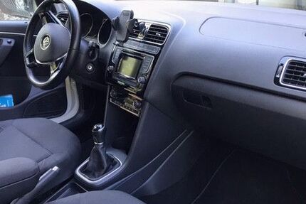 VW Polo 77.740 km 8.750 &euro; Bergisch Gladbach 51429