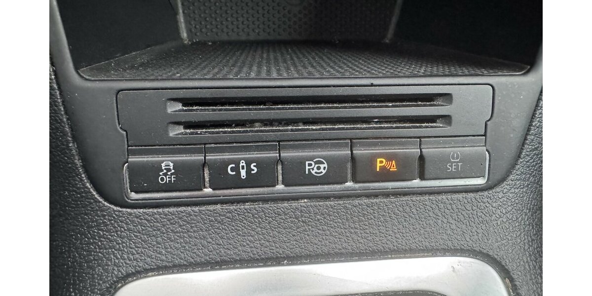 VW Tiguan 2.0TSI DSG 4-Motion Xenon AHK SR+WR 1.Hd 109.500 km 11.900 &euro; Erftstadt 50374