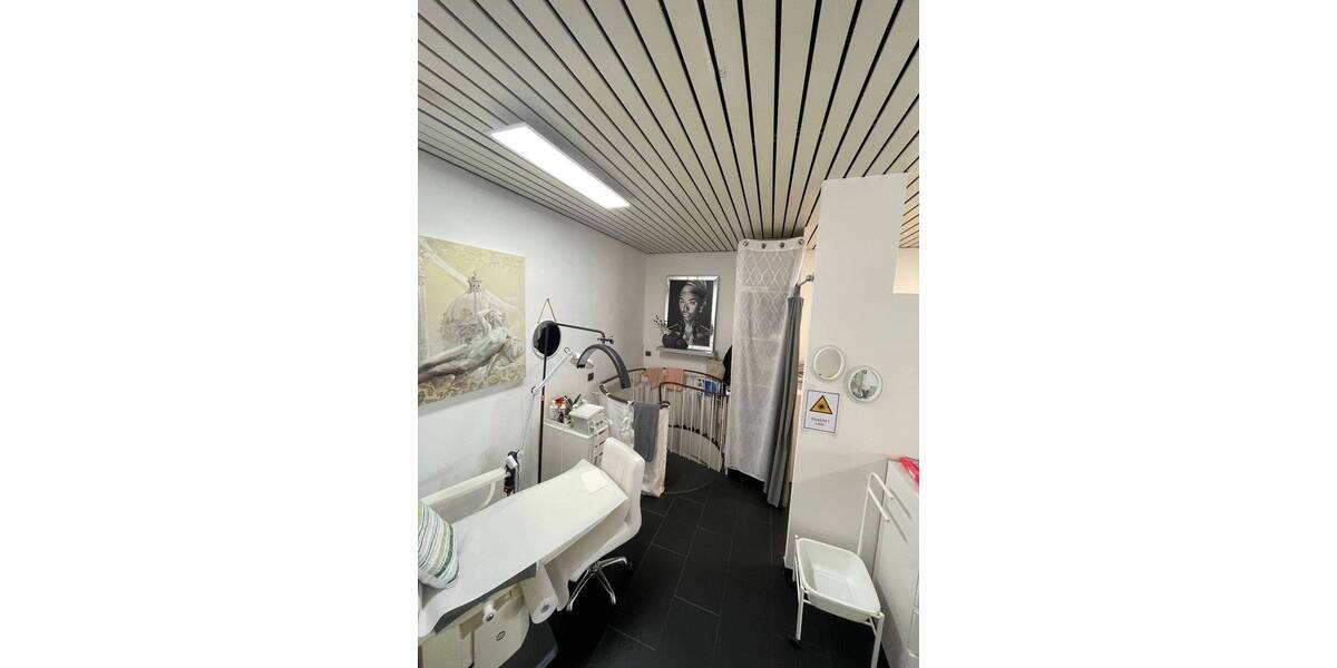 Gewerbeobjekt Siegburg Stallberg - 1 Zimmer, 580&euro; | Angebot:26554539