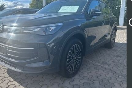 VW Tiguan 10.300 km 41.789 &euro; Erftstadt 50374
