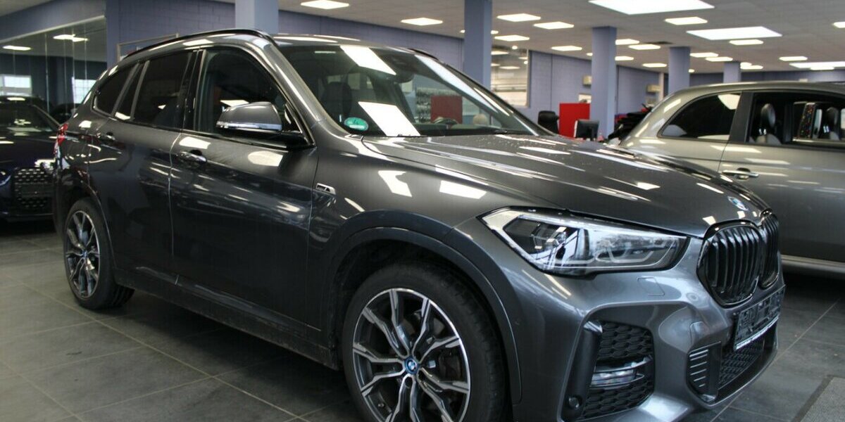 BMW X1 xDrive25e - M Sport - Leder - Panorama - 77.330 km 27.980 &euro; Euskirchen 53881