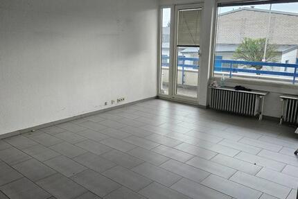 4 Zimmer Wohnung 150qm, Bad, WC, Terasse zimmer
