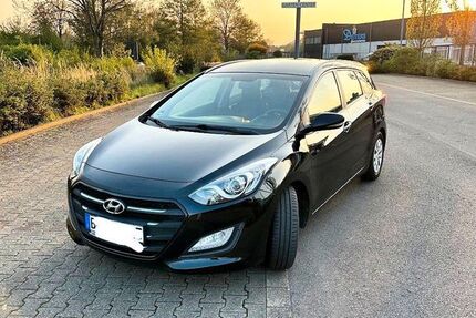 Hyundai i30 200.326 km 5.000 &euro; Frechen 50226