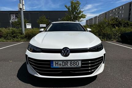 VW Passat 64.000 km 28.990 &euro; Köln 50825