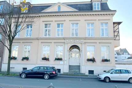 Büro in Lippstadt 1.400 € 163 m²