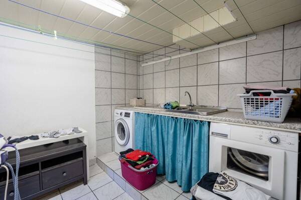 Reihenmittelhaus Köln Höhenhaus - 5 Zimmer, 120 m&sup2;, 695.000&euro; | Angebot:25703477