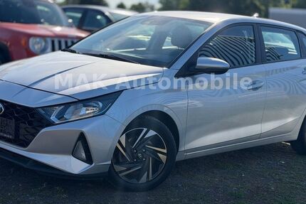 Hyundai i20 24.000 km 11.999 &euro; Euskirchen 53879