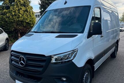 Mercedes-Benz Sprinter 213.319 km 27.590 &euro; Bonn 53175