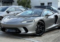 McLaren GT