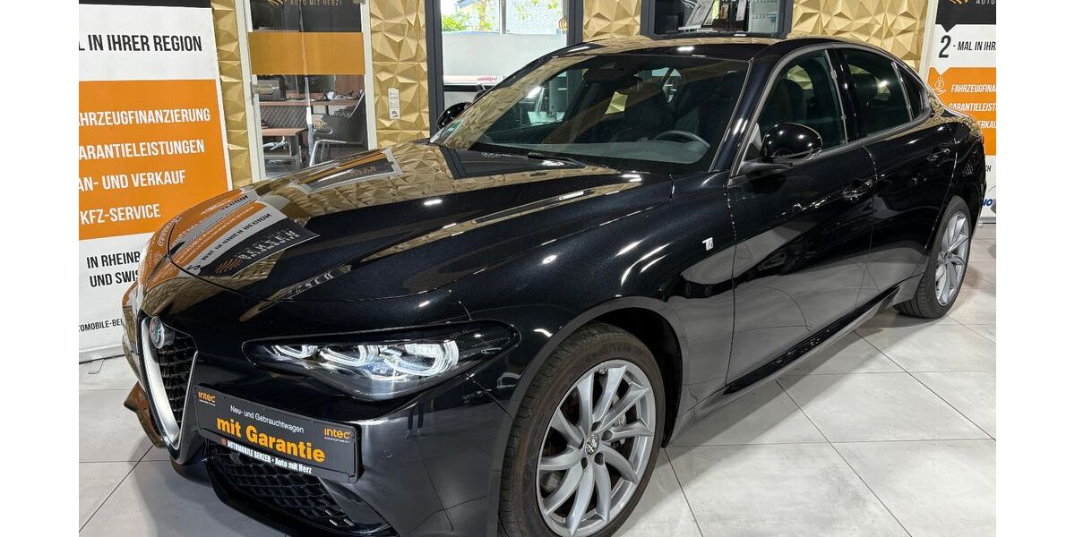 Alfa Romeo Giulia 18.000 km 32.999 &euro; Swisttal 53913