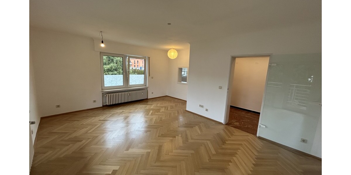 2 Wohnungen vermieten oder selbst einziehen? Beides ist sofort möglich! PROVISIONSFREI für Käufer. - Doppelhaushälfte Bonn Kessenich | Angebot:23760863