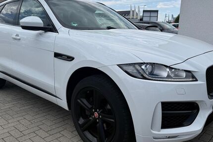 Jaguar F-Pace 175.782 km 11.490 &euro; Rheinbach 53359
