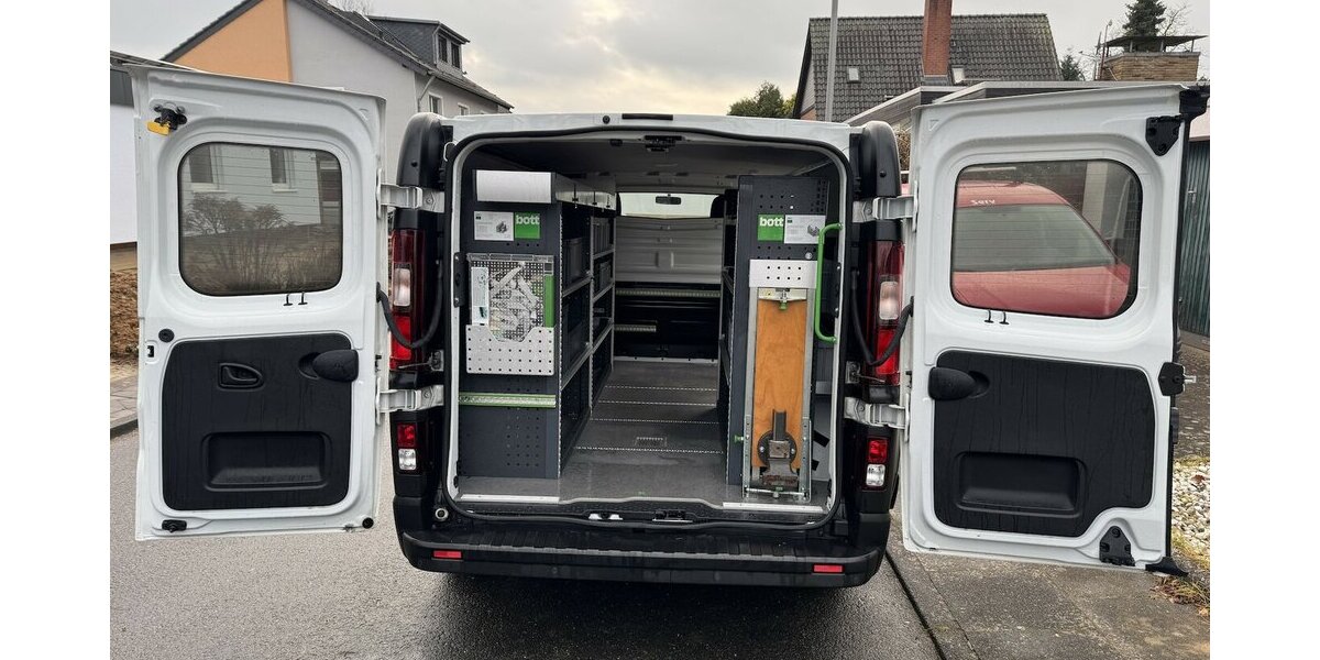 Renault Trafic L2H1 Klima Navi Sth. Regale/Schraubst E6 85.000 km 15.750 &euro; Erftstadt 50374