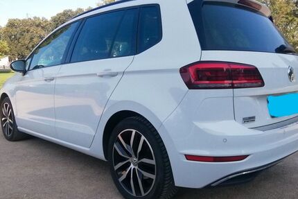 VW Golf Sportsvan 49.500 km 16.300 &euro; Bad Neuenahr-Ahrwe 53474