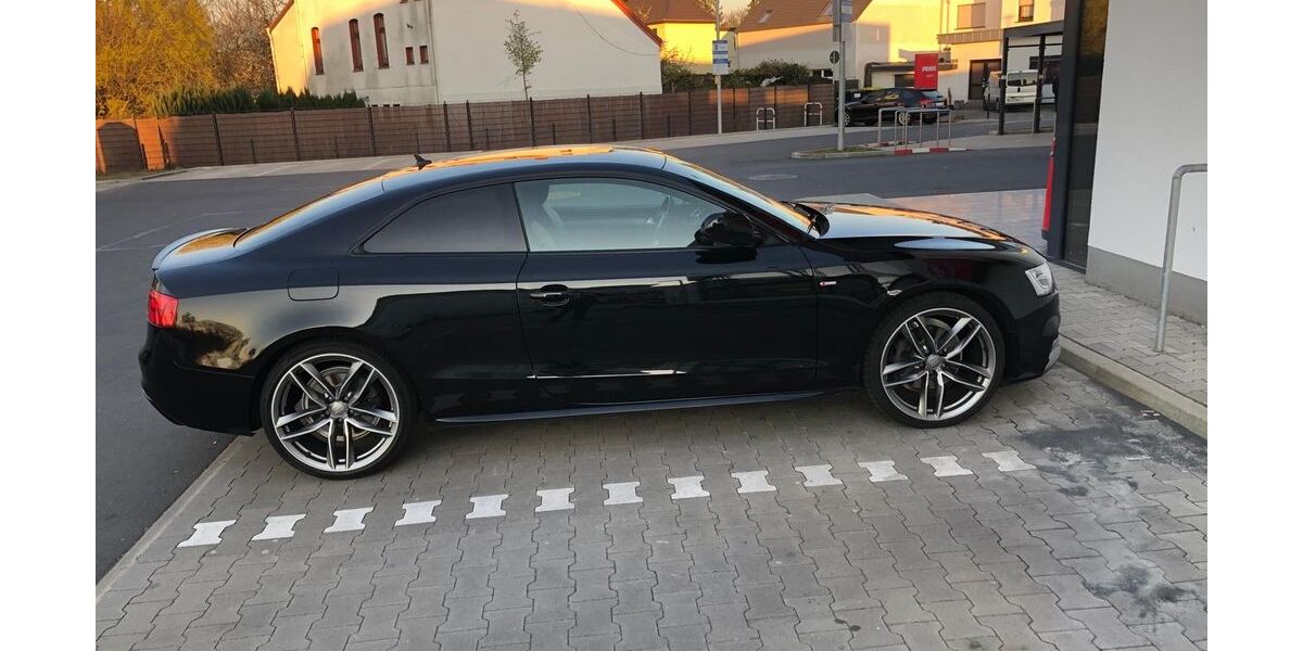 Audi A5 193.000 km 12.700 &euro; Hennef 53773
