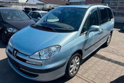 Peugeot 807