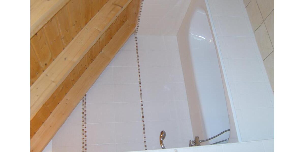 Etagenwohnung Meckenheim - 3 Zimmer, 110 m&sup2;, 1.000&euro; | Angebot:25822556