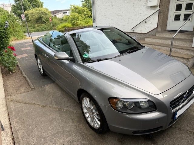 Volvo C70 208.000 km 7.700 € Troisdorf 53840