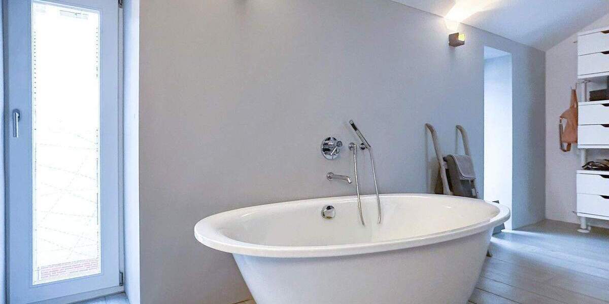 Mehrfamilienhaus, Wohnhaus Bonn Kessenich - 6 Zimmer, 319 m&sup2;, 1.680.000&euro; | Angebot:25722322