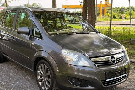 Opel Zafira 63.500 km 7.999 &euro; Köln 51107