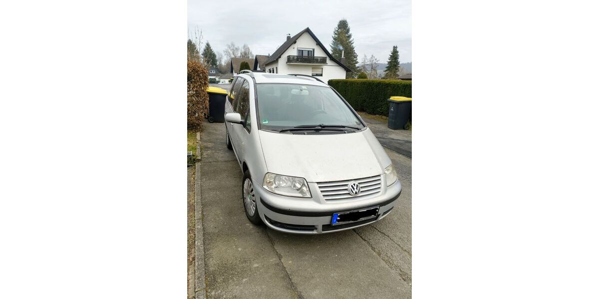 VW Sharan 274.000 km 1.850 &euro; Much 53804