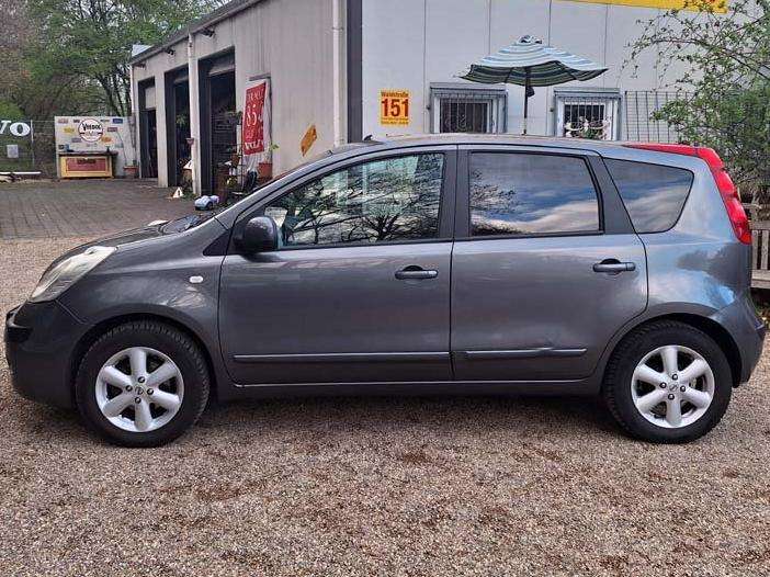 Nissan Note 190.000 km 2.890 &euro; Köln Porz-Grengel 51147