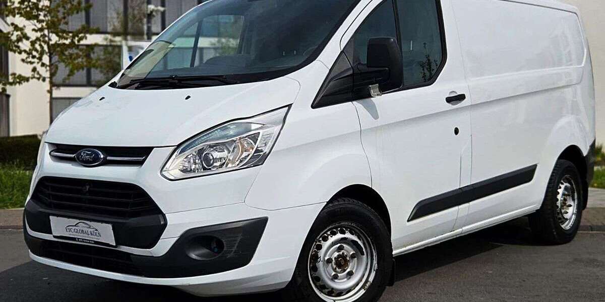 Ford Transit Custom 195.000 km 6.900 &euro; Köln 51107