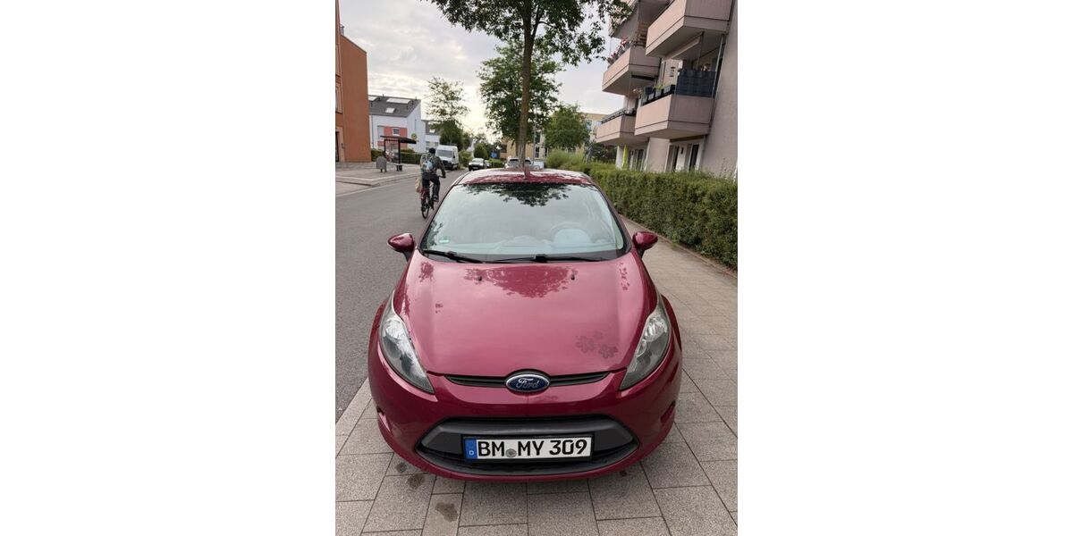 Ford Fiesta 216.000 km 1.999 &euro; Köln 51065
