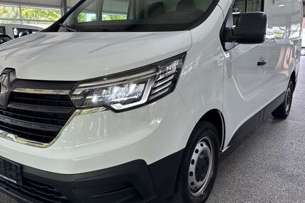Renault Trafic 67.922 km 18.980 € Troisdorf 53842