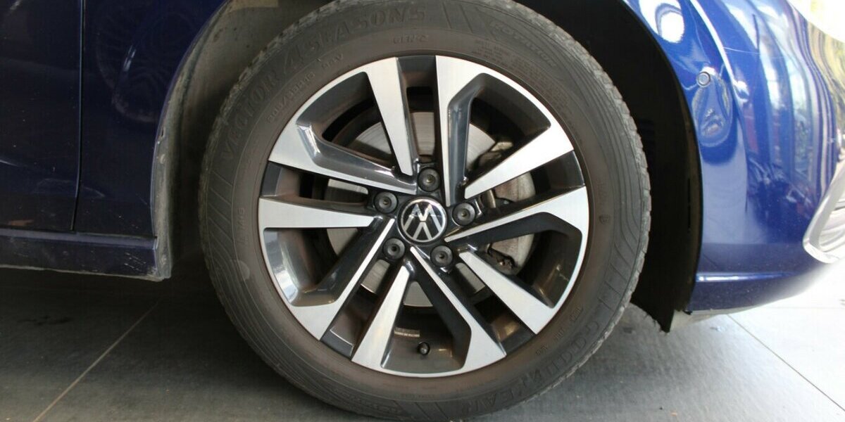 VW Golf VIII 2.0 TDI SCR United 69.468 km 17.980 &euro; Euskirchen 53881