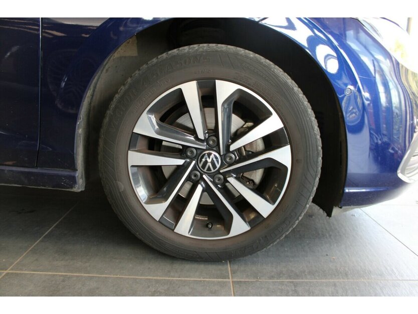 VW Golf VIII 2.0 TDI SCR United 69.468 km 17.980 € Euskirchen 53881