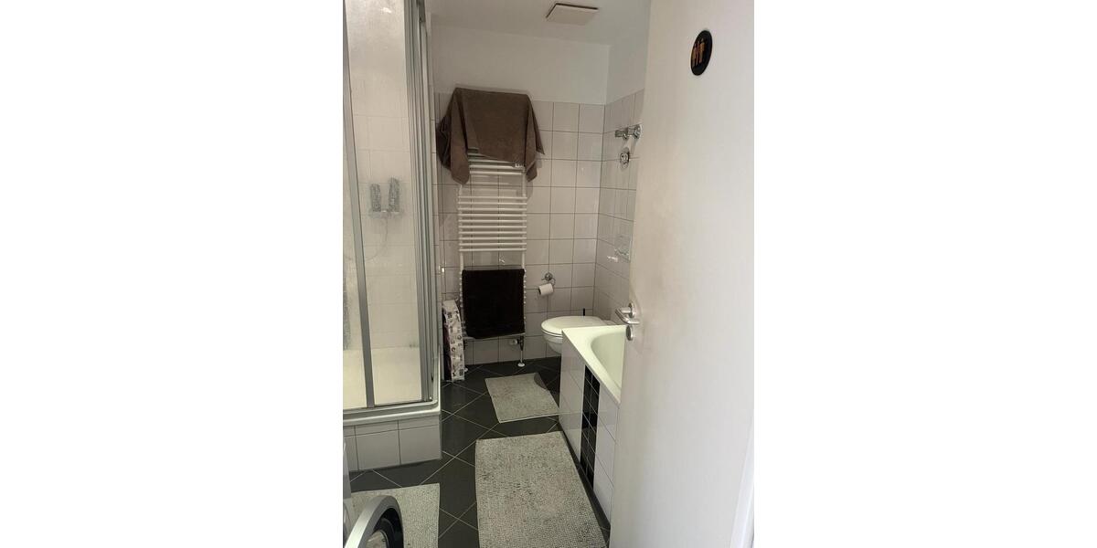Dachgeschoßwohnung Köln Rodenkirchen - 2 Zimmer, 72 m&sup2;, 1.200&euro; | Angebot:25861335