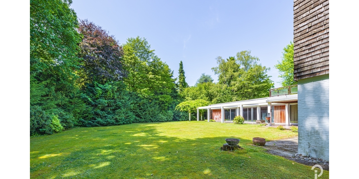 Eine Ikone im Hahnwald mit Geschichte, Charakter und einer architektonischen Handschrift, die bis heute unverwechselbar geblieben ist. - Villa Köln / Hahnwald Hahnwald | Angebot:27239631