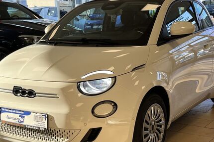 Fiat 500e 11.600 km 19.440 &euro; Hennef 53773