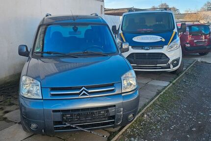 Citroen Berlingo 182.000 km 2.199 &euro; Bonn 53227
