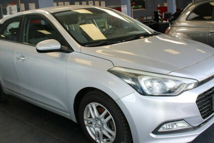 Hyundai i20 1.0 - Klima - 111.957 km 9.480 &euro; Euskirchen 53881