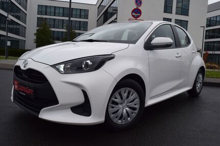 Toyota Yaris 74.000 km 11.999 &euro; Köln (Ostheim) 51107