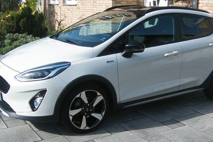 Ford Fiesta 32.900 km 15.900 € Köln Heimersdorf 50767