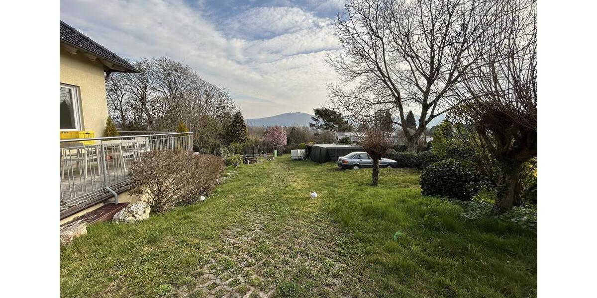 Etagenwohnung Bonn Bad Godesberg - 3 Zimmer, 100 m&sup2;, 1.250&euro; | Angebot:26236660