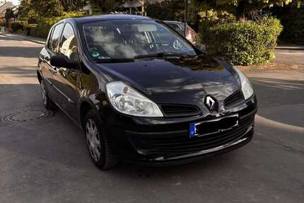 Renault Clio 82.500 km 4.500 &euro; Sankt Augustin 53757