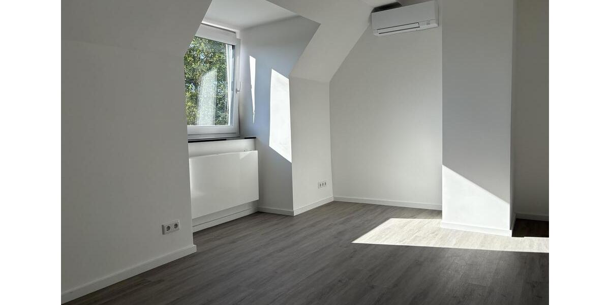 Maisonettenwohnung Köln Lindenthal - 5 Zimmer, 132 m&sup2;, 2.770&euro; | Angebot:26384132