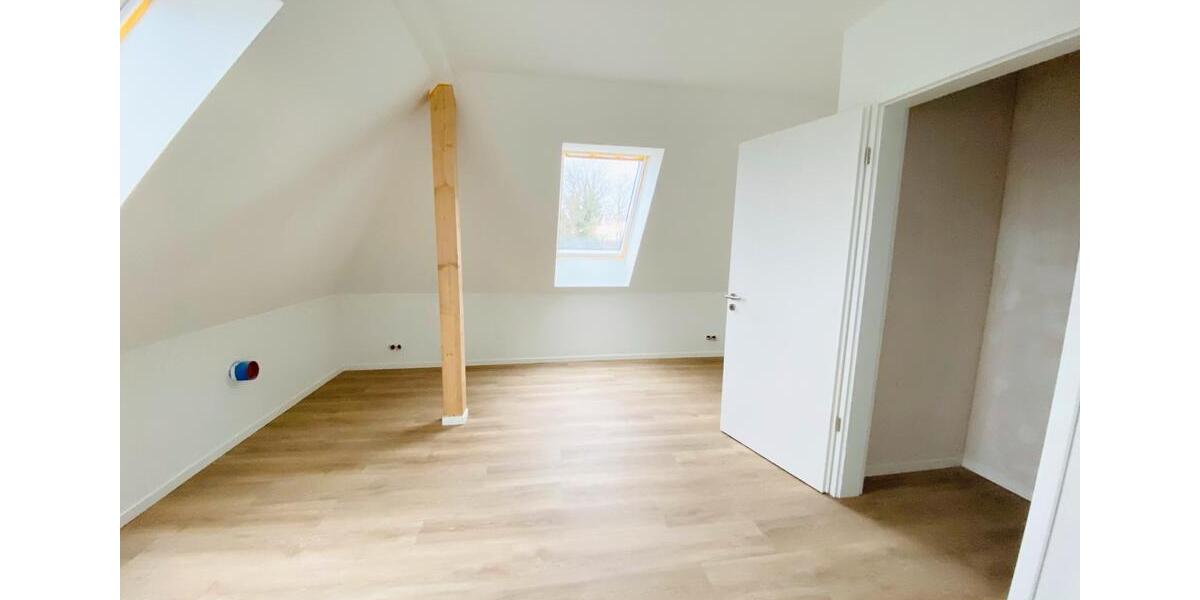 Doppelhaushälfte Erftstadt - 5 Zimmer, 152 m&sup2;, 1.995&euro; | Angebot:24617680